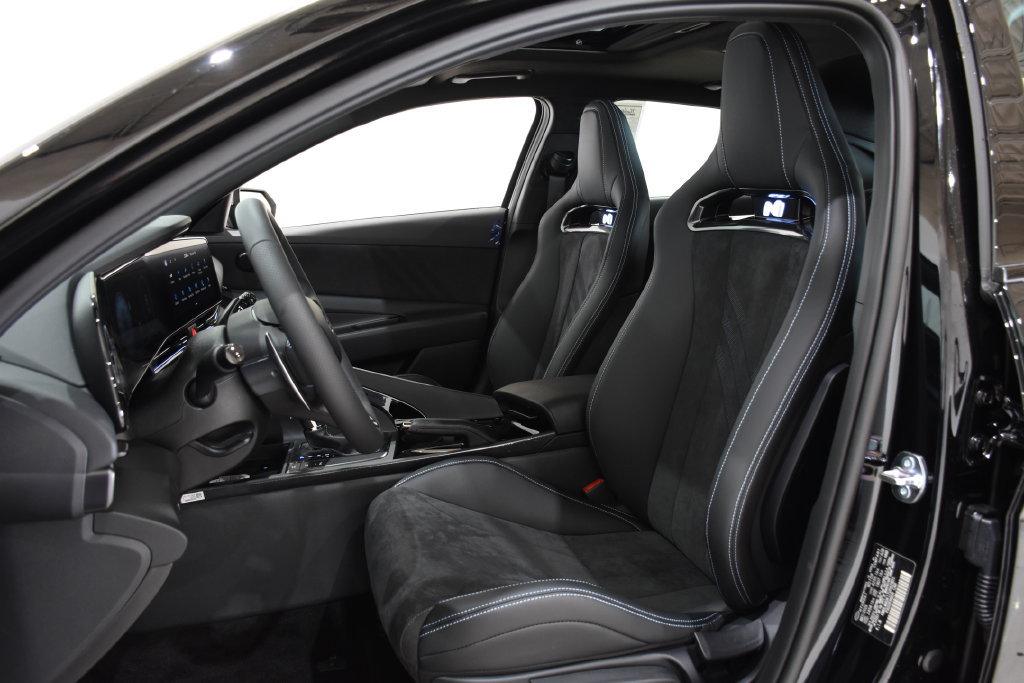 New 2026 Hyundai Elantra N FWD image 21