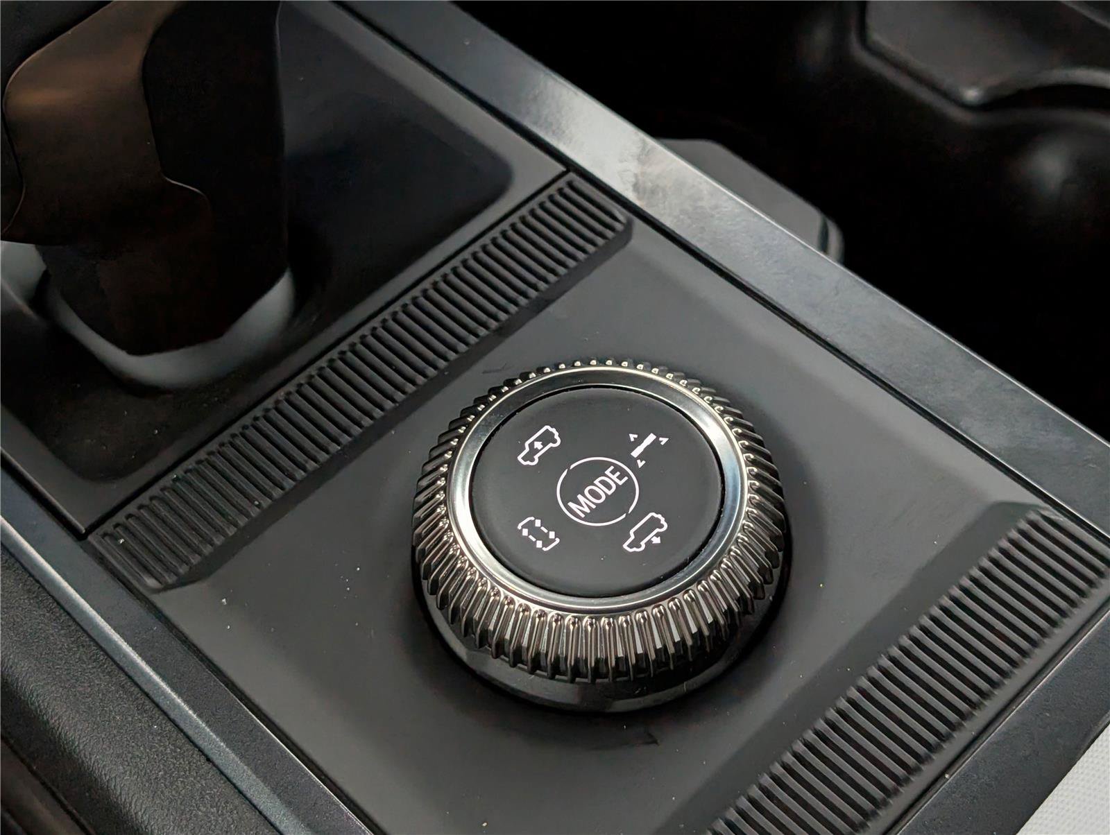 New 2025 GMC Hummer EV 2X AWD/4WD image 18