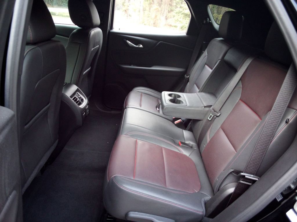 Used 2025 Chevrolet Blazer RS image 25