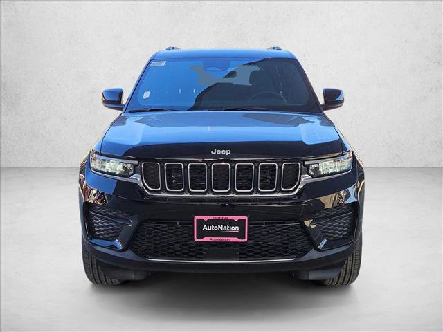 New 2025 Jeep Grand Cherokee Laredo X w/ Luxury Tech Group I image 5