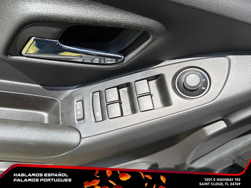 Used 2022 Chevrolet Trax LS w/ Tint and Cruise Package FWD image 11