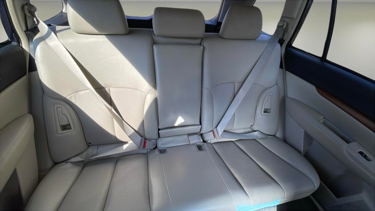 Used 2013 Subaru Outback 2.5i Limited AWD/4WD image 15
