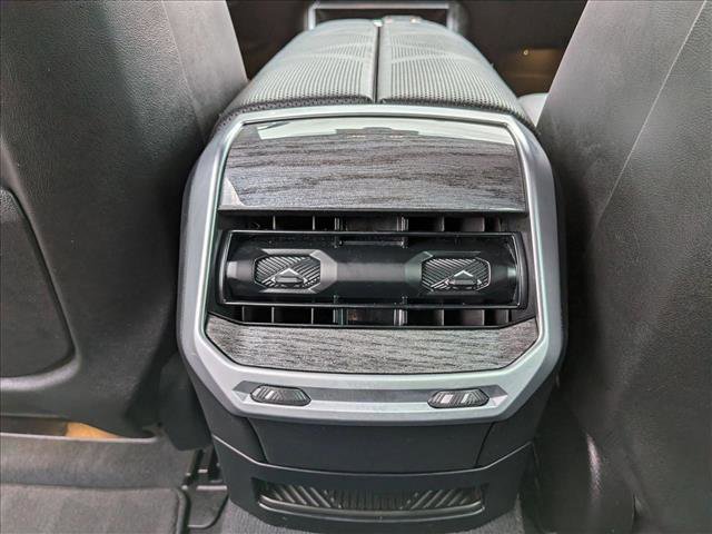 Certified 2023 BMW 760i xDrive 760i xDrive w/ Parking Assistance Package image 19