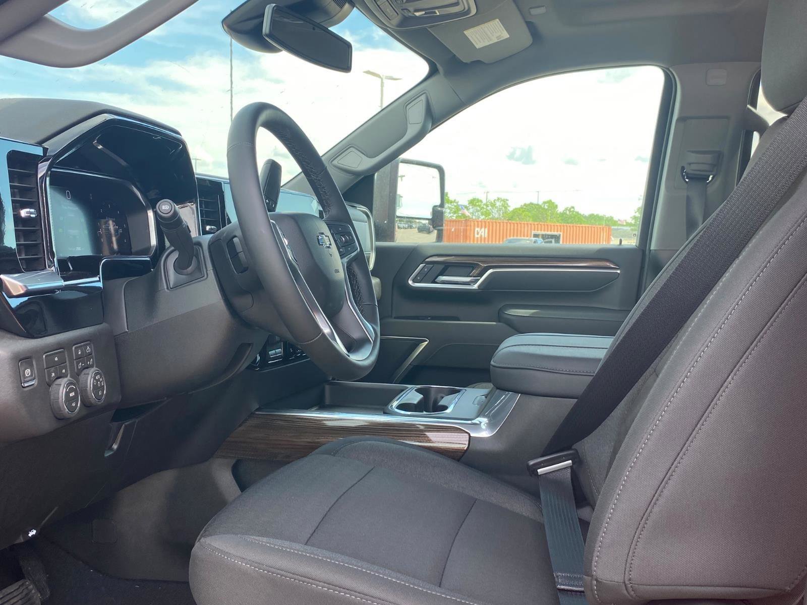New 2026 Chevrolet Silverado 3500 LT w/ Trail Boss Package AWD/4WD image 14