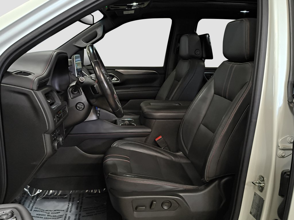 Used 2021 Chevrolet Suburban RST w/ Luxury Package AWD/4WD image 8