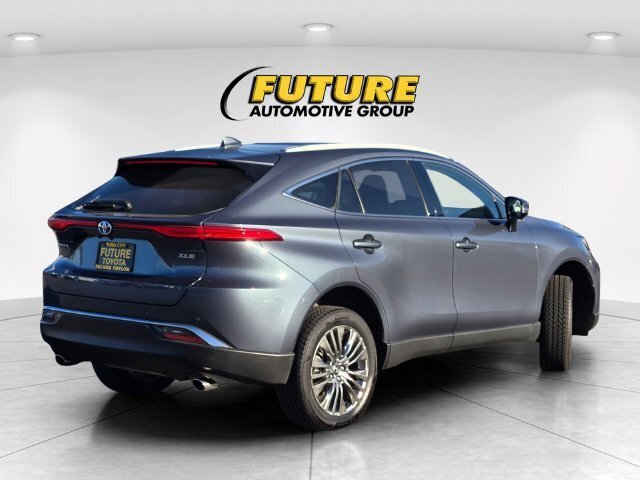 Certified 2023 Toyota Venza XLE AWD/4WD image 5