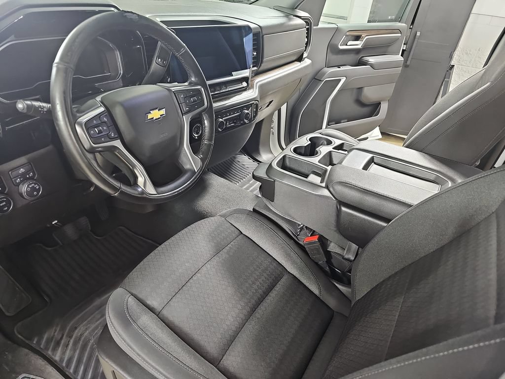 Certified 2022 Chevrolet Silverado 1500 LT AWD/4WD image 19