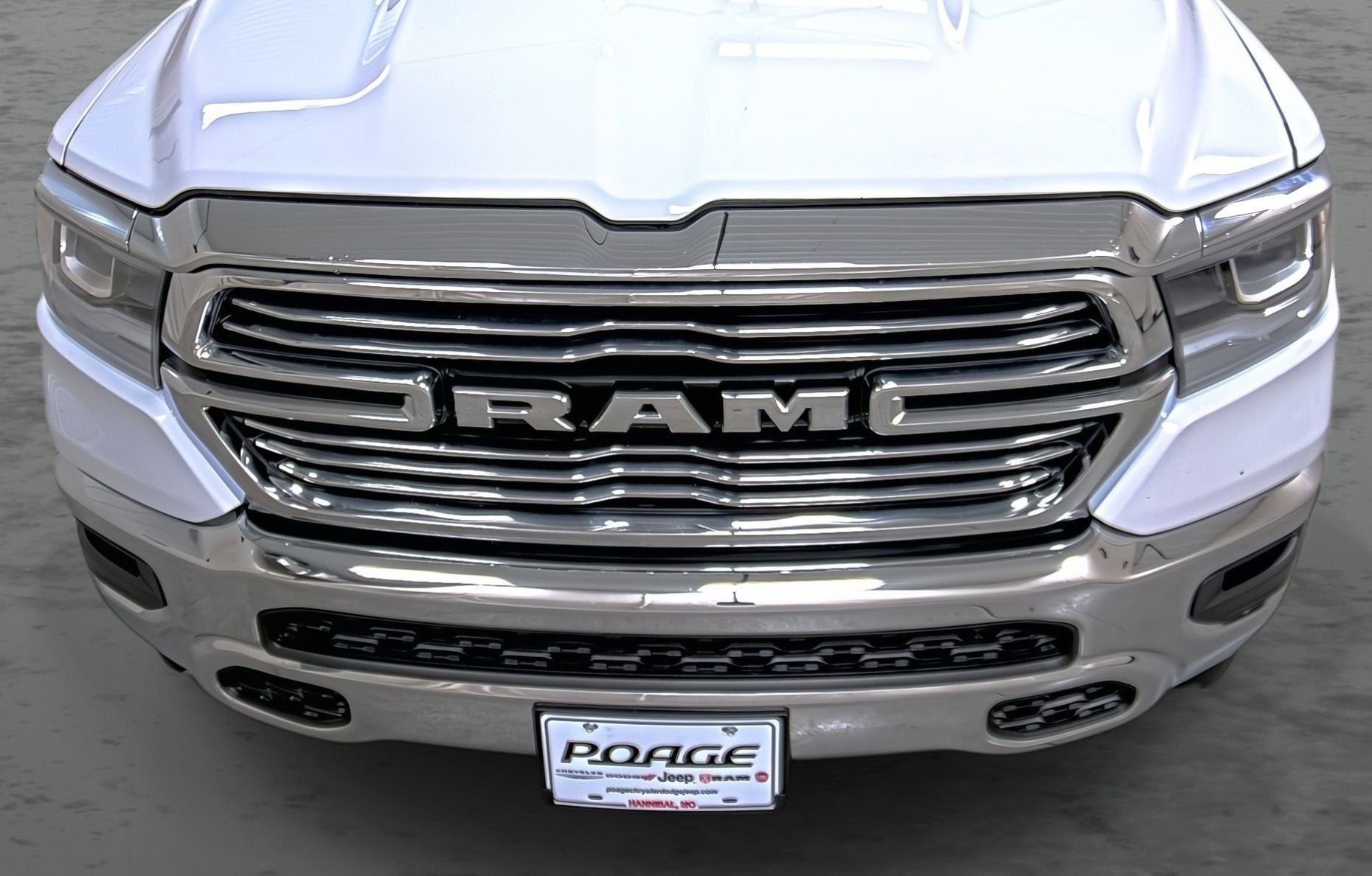 Used 2022 RAM 1500 Laramie AWD/4WD image 16