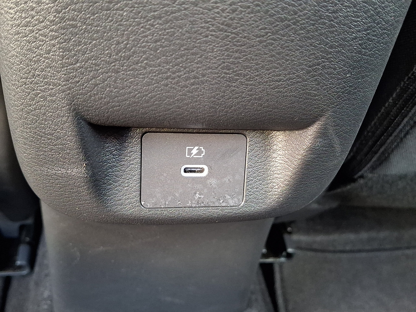 Certified 2025 Nissan Versa SV w/ Trunk Package FWD image 12