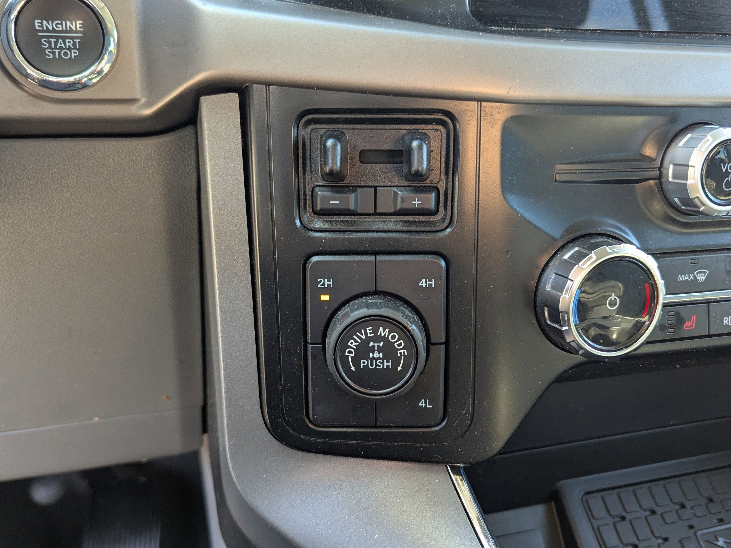 Used 2024 Ford F150 XLT w/ Equipment Group 302A MID image 23