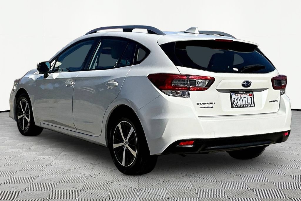 Used 2021 Subaru Impreza 2.0i Premium w/ Popular Package #2 AWD/4WD image 4