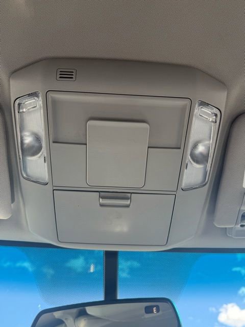 Used 2014 Toyota Tundra SR5 w/ SR5 Upgrade Package image 30