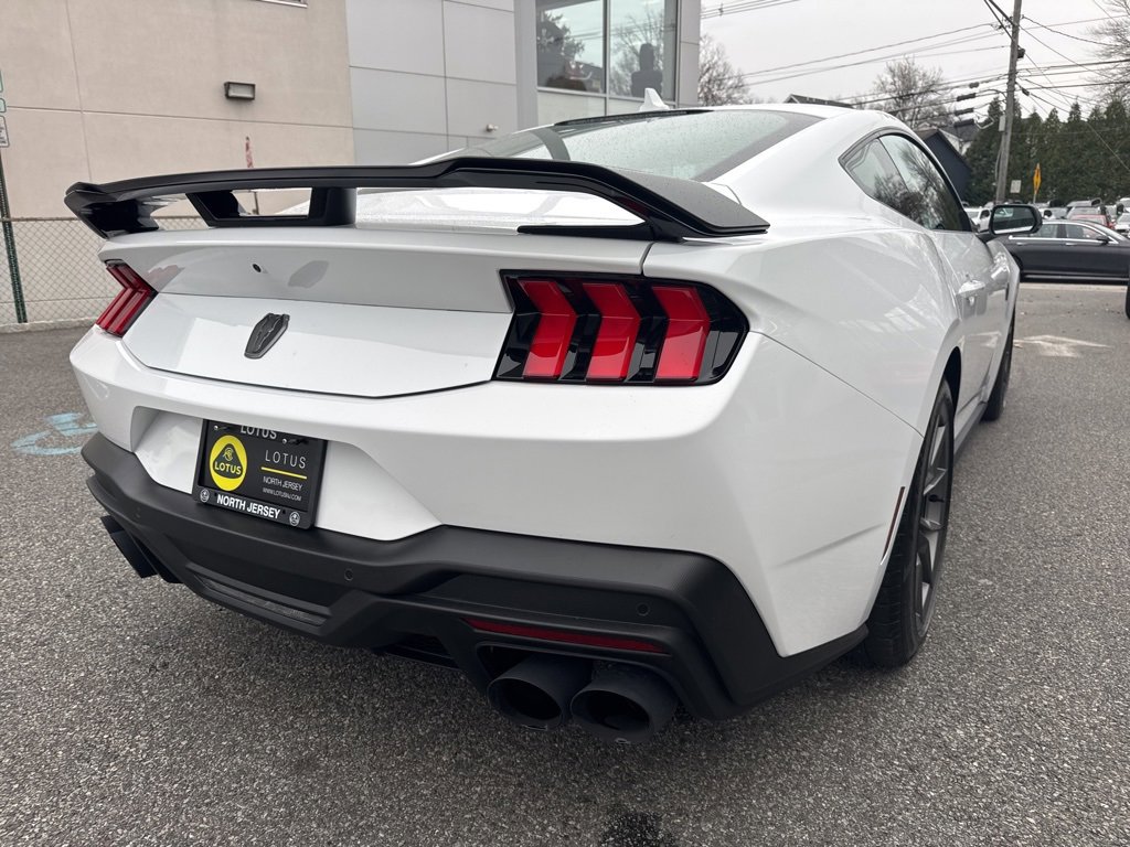 Used 2025 Ford Mustang Dark Horse image 34