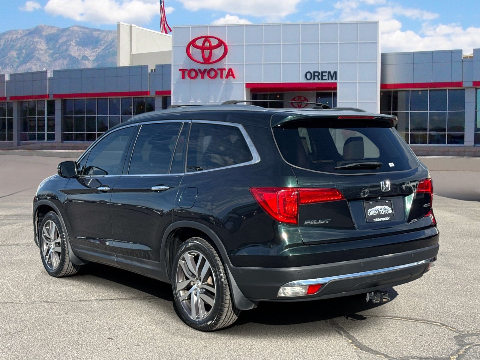 Used 2016 Honda Pilot Touring image 5