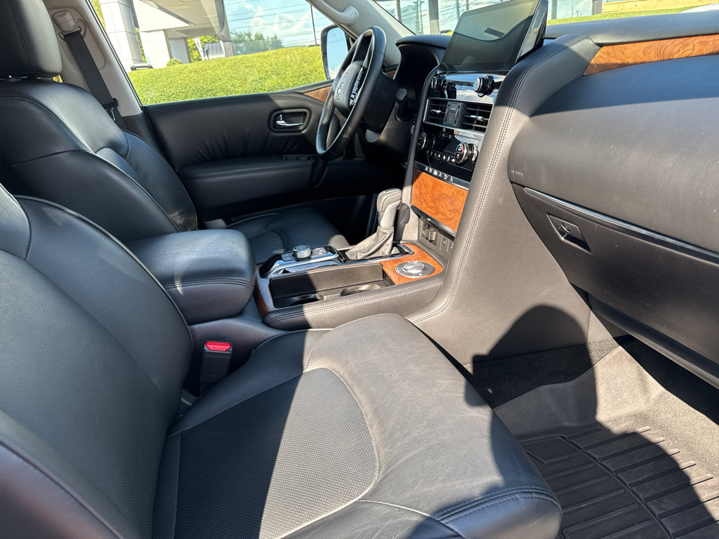 Used 2024 Nissan Armada SL w/ Captain's Chairs Package RWD image 22