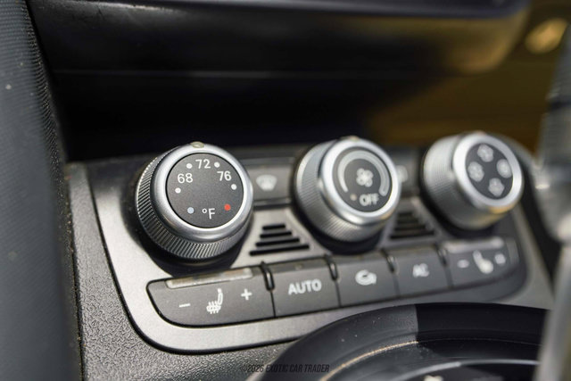 Used 2011 Audi R8 V8 AWD/4WD image 41