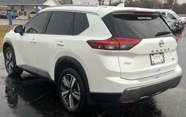 Used 2024 Nissan Rogue SL w/ SL Premium Package image 6