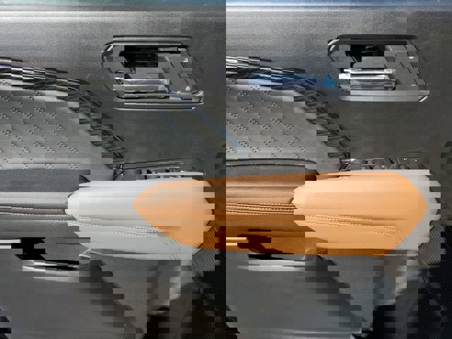 New 2026 GMC Canyon AT4 image 17