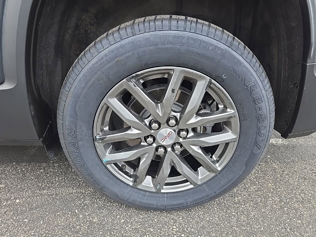 Used 2019 GMC Acadia SLT w/ LPO, Floor Liner Package FWD image 15