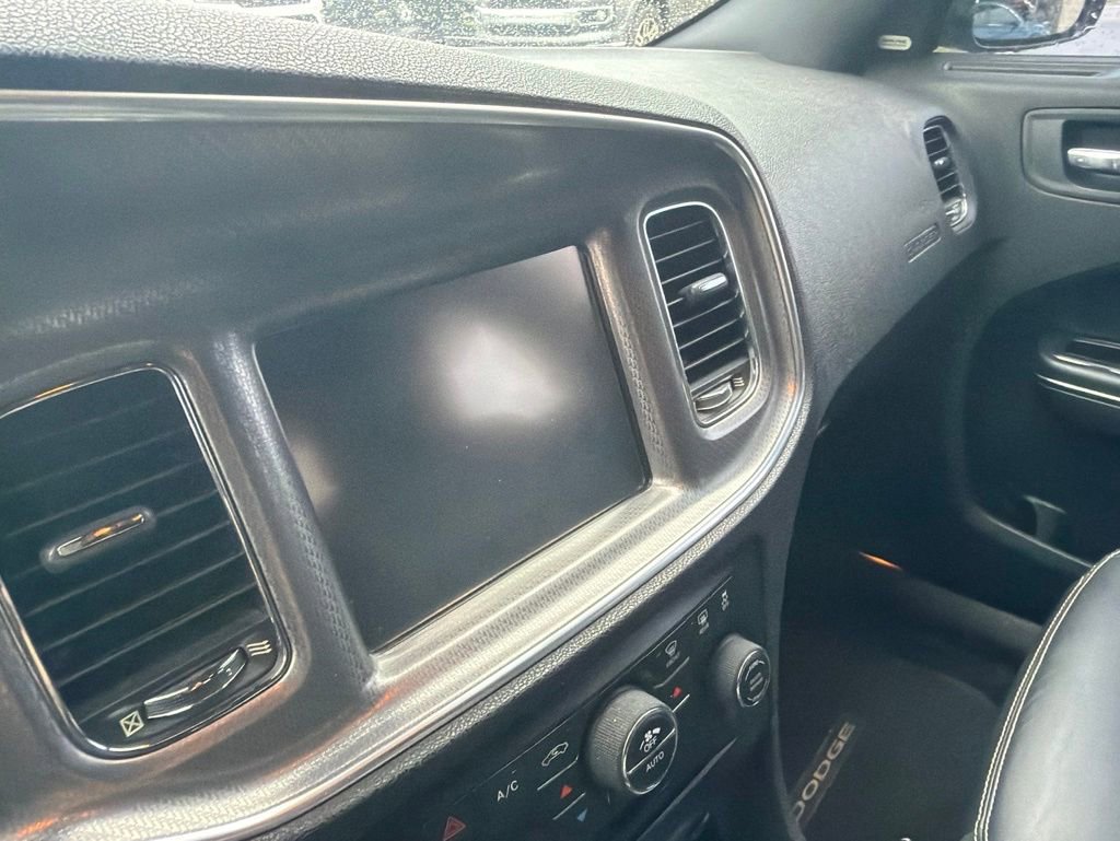 Used 2011 Dodge Charger Rallye RWD image 17