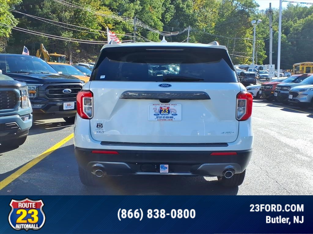 Certified 2022 Ford Explorer XLT w/ Equipment Group 202A image 6