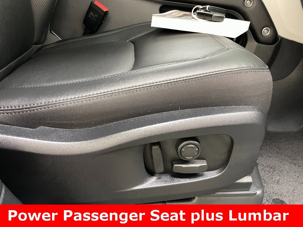 Used 2025 Land Rover Defender 110 S image 14