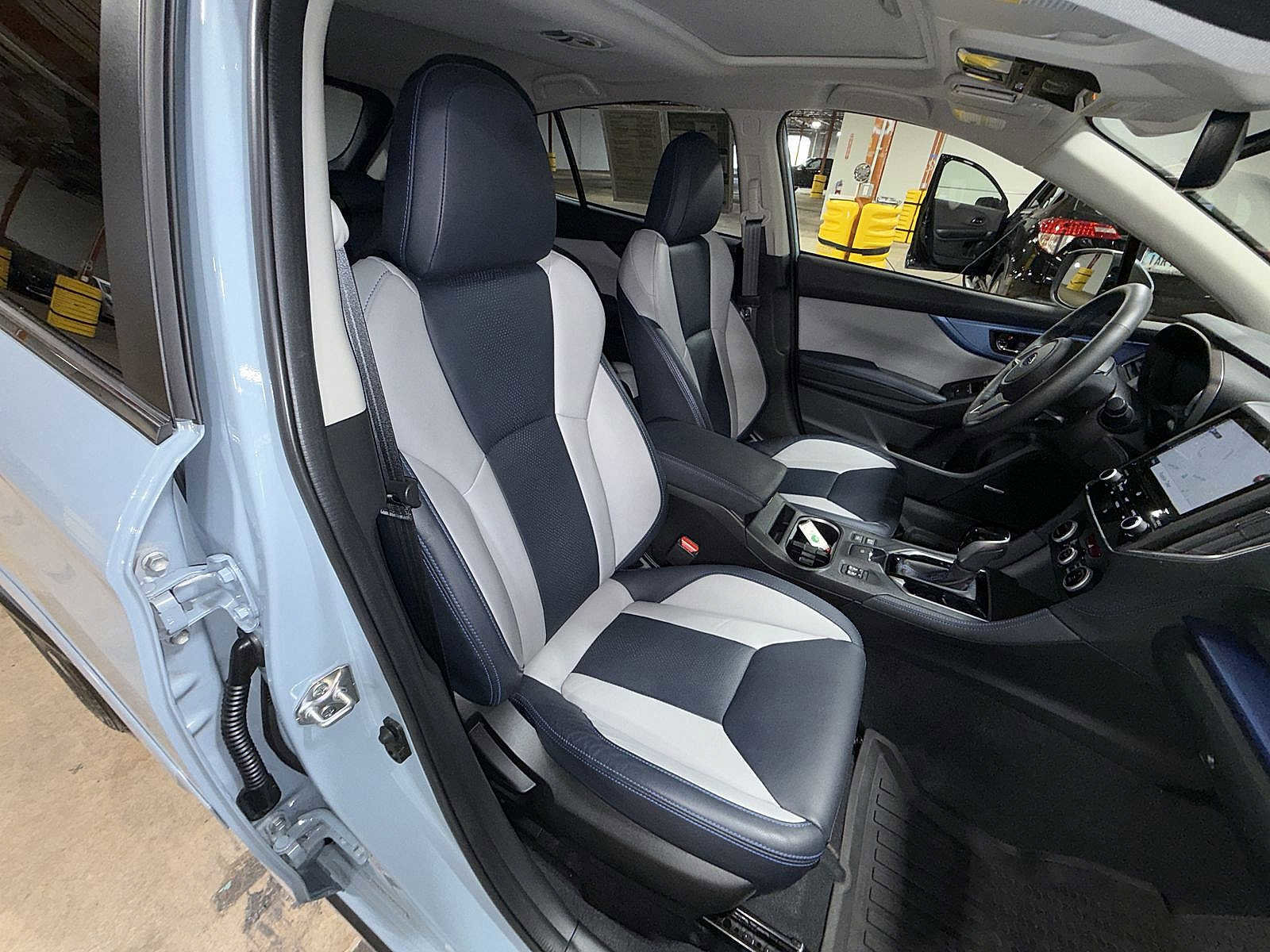 Used 2023 Subaru Crosstrek Hybrid w/ Moonroof Package w/Navigation AWD/4WD image 16