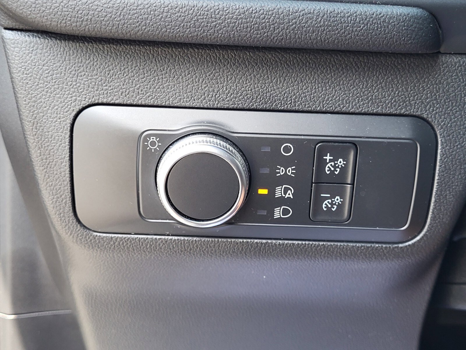 Certified 2022 Ford Escape SE image 23