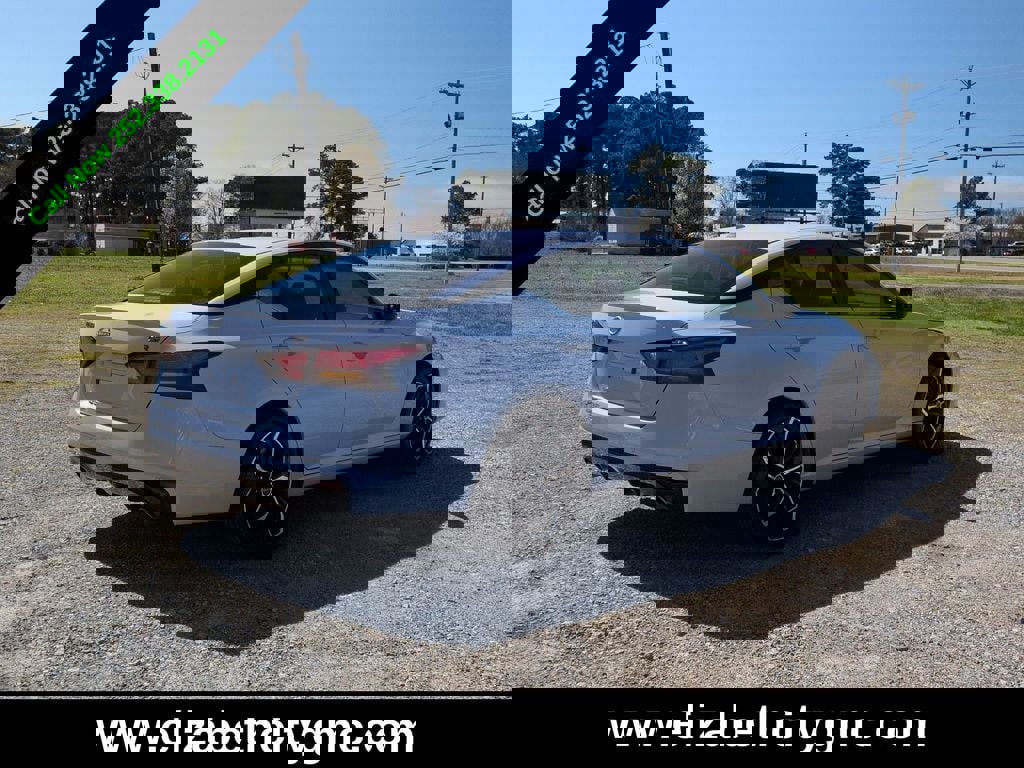 Used 2024 Nissan Altima 2.5 SR image 6