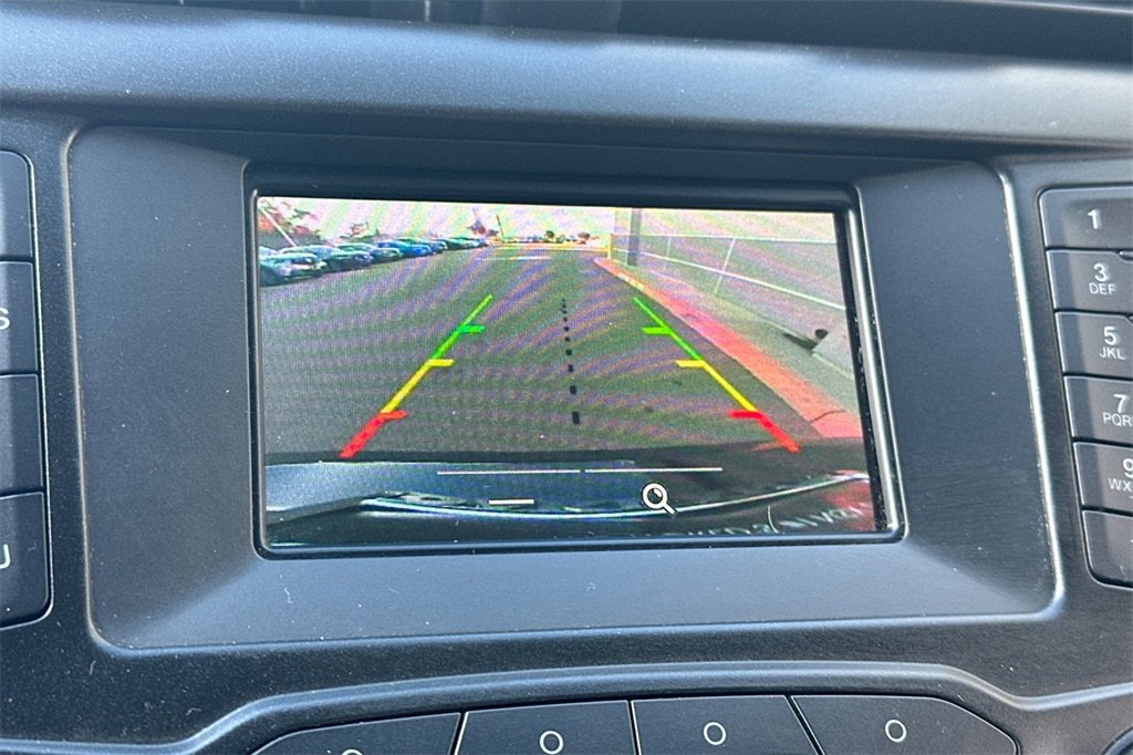 Used 2018 Ford Fusion SE image 18