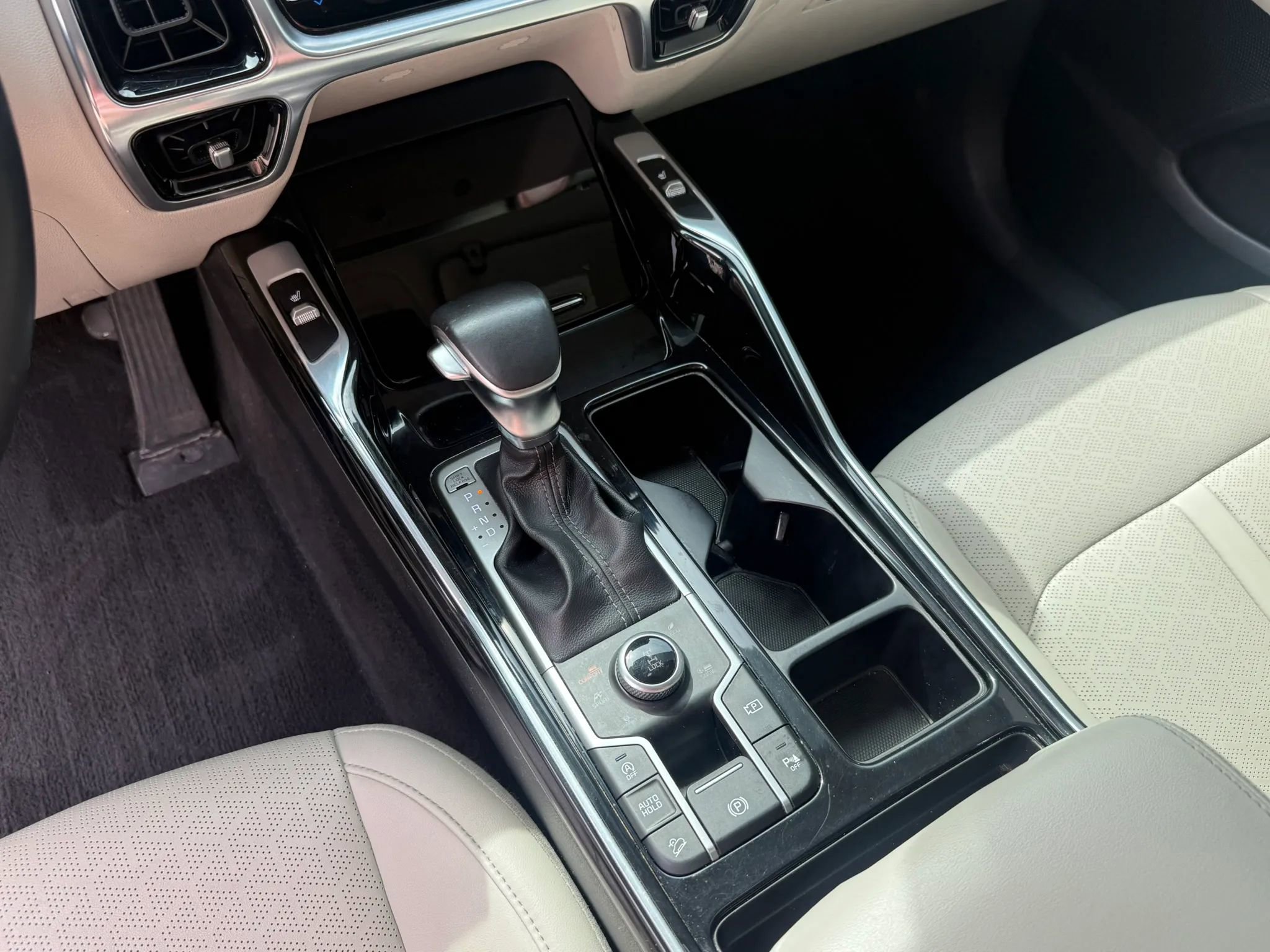 Used 2022 Kia Sorento SX image 21