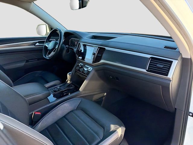 Used 2023 Volkswagen Atlas SEL Premium image 14