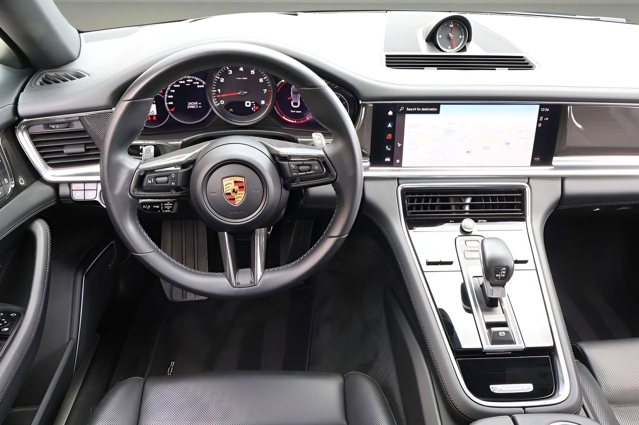 Used 2022 Porsche Panamera 4S image 18