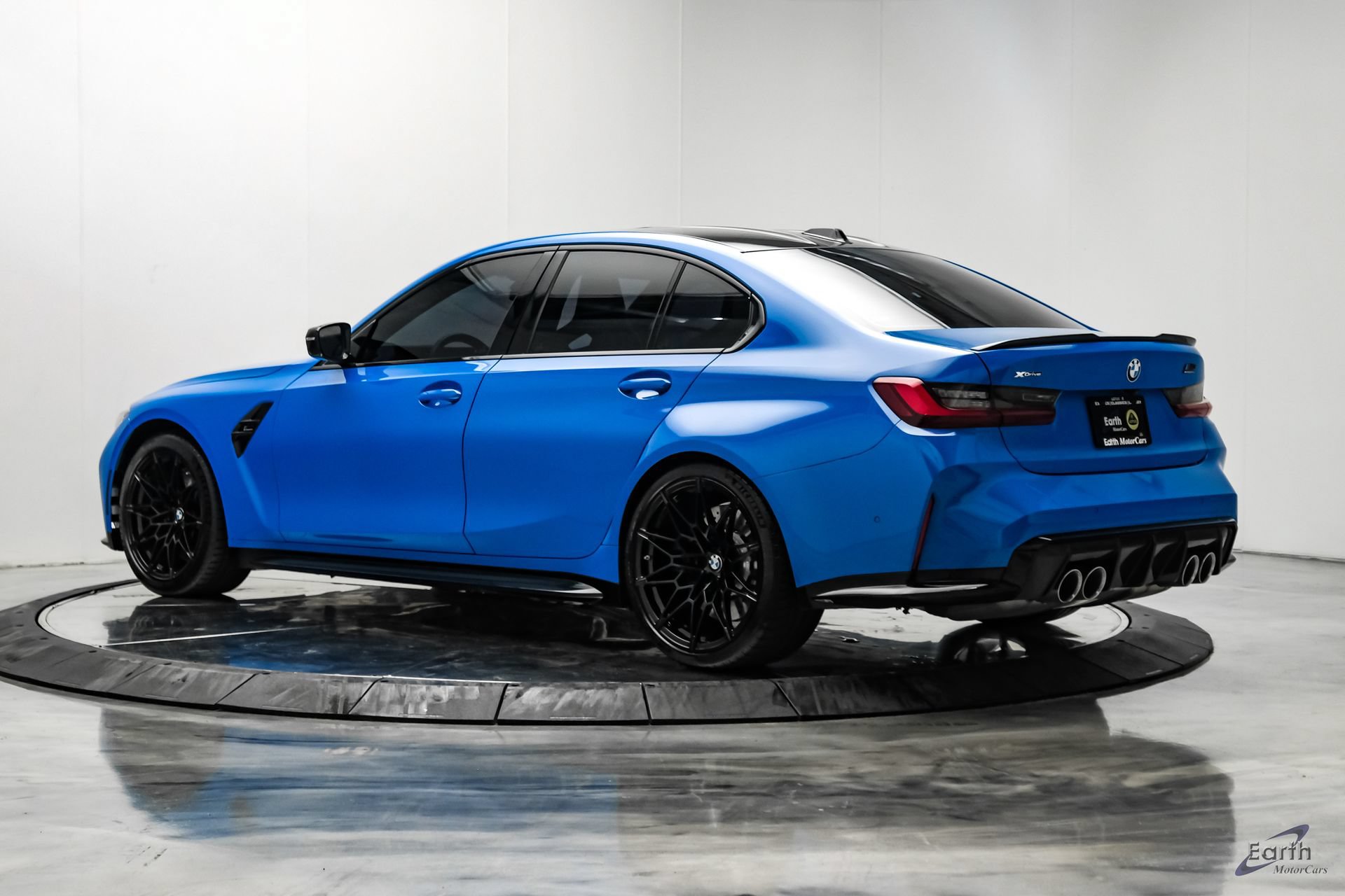 Used 2024 BMW M3 Competition w/ M Carbon Exterior Package AWD/4WD image 7