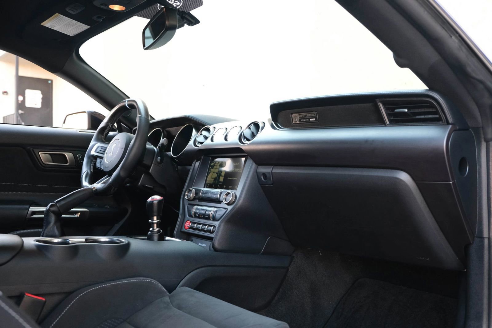 Used 2017 Ford Mustang Shelby GT350 w/ Electronics Package image 28