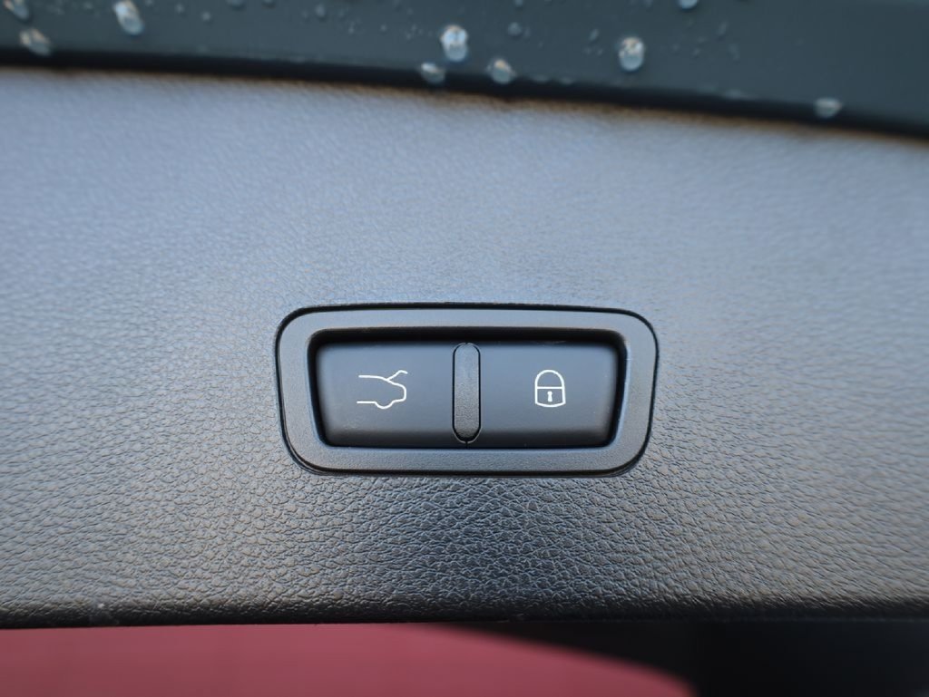 Used 2025 Dodge Hornet R/T w/ R/T Plus Package AWD/4WD image 19