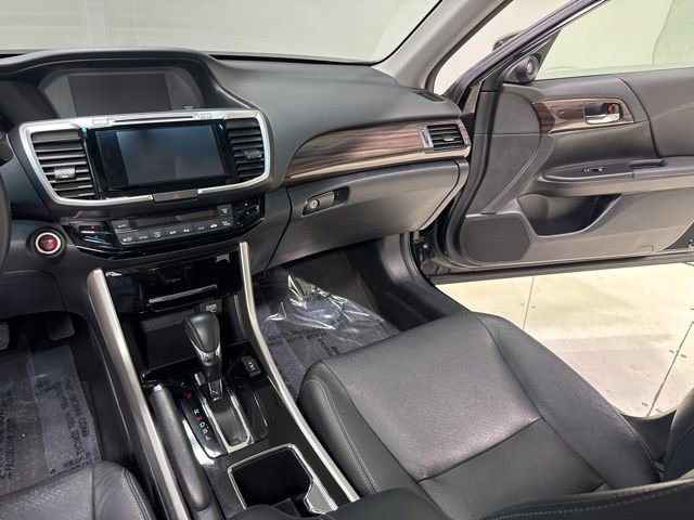 Used 2016 Honda Accord EX-L image 23