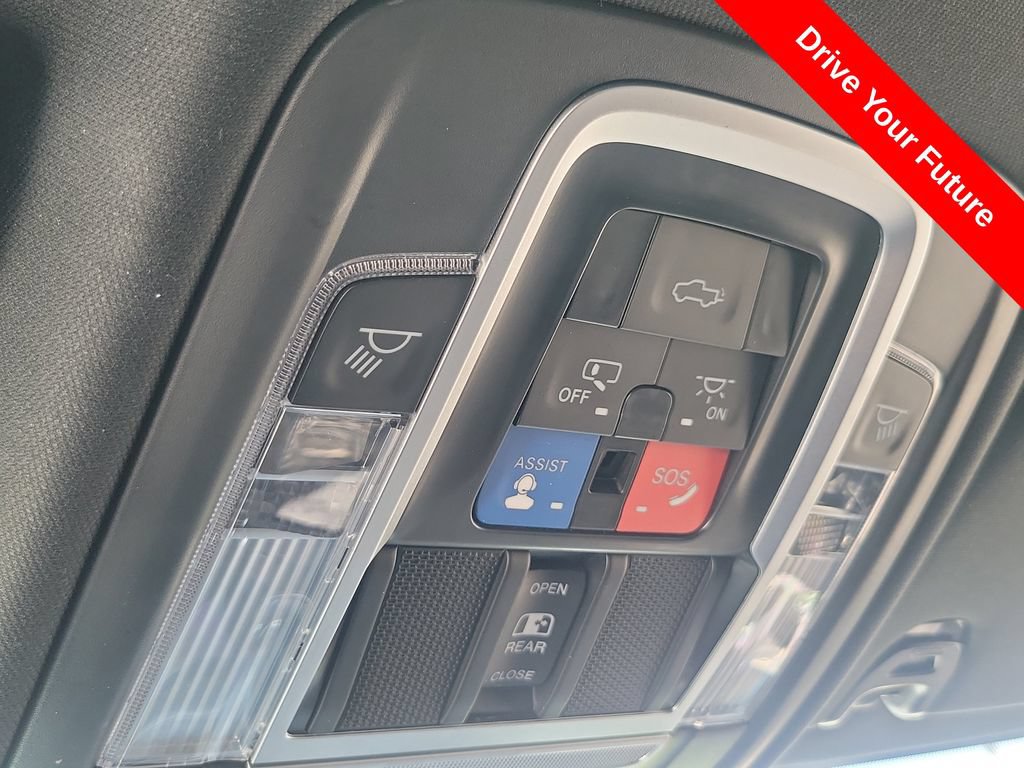 Used 2023 RAM 2500 Limited w/ Night Edition AWD/4WD image 16
