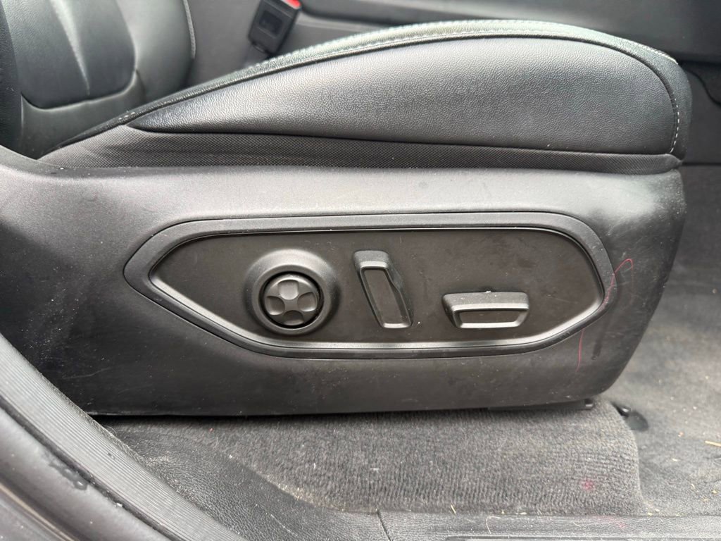 Used 2023 Jeep Grand Cherokee L Limited image 51