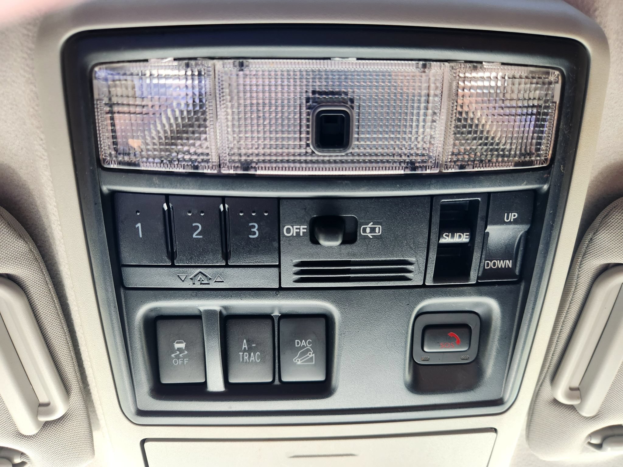 Used 2023 Toyota 4Runner Limited AWD/4WD image 31