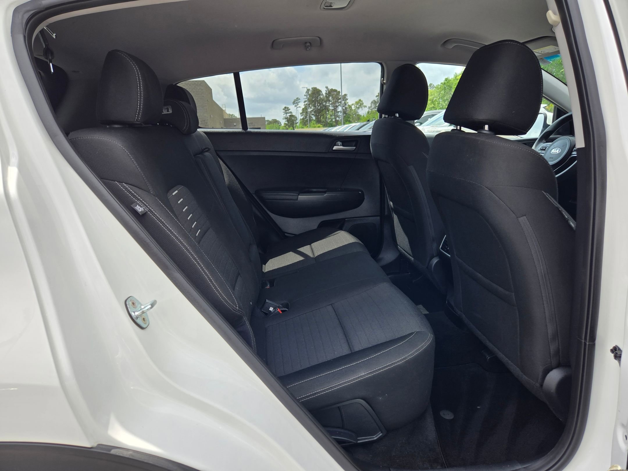 Used 2018 Kia Sportage LX image 36