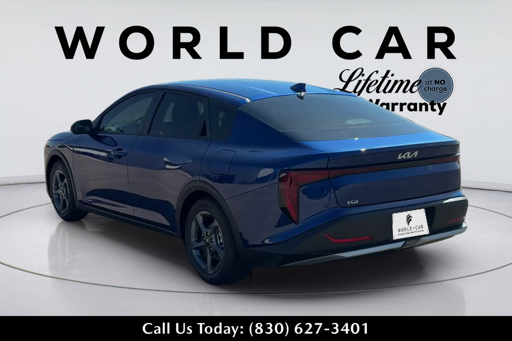New 2026 Kia K4 FWD image 9