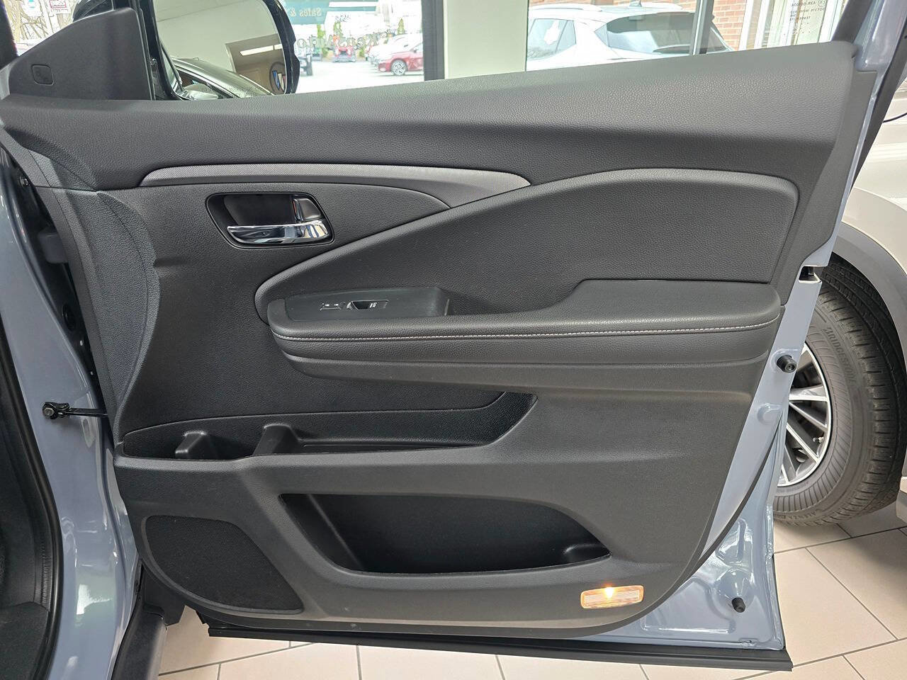 Used 2023 Honda Ridgeline RTL-E image 24