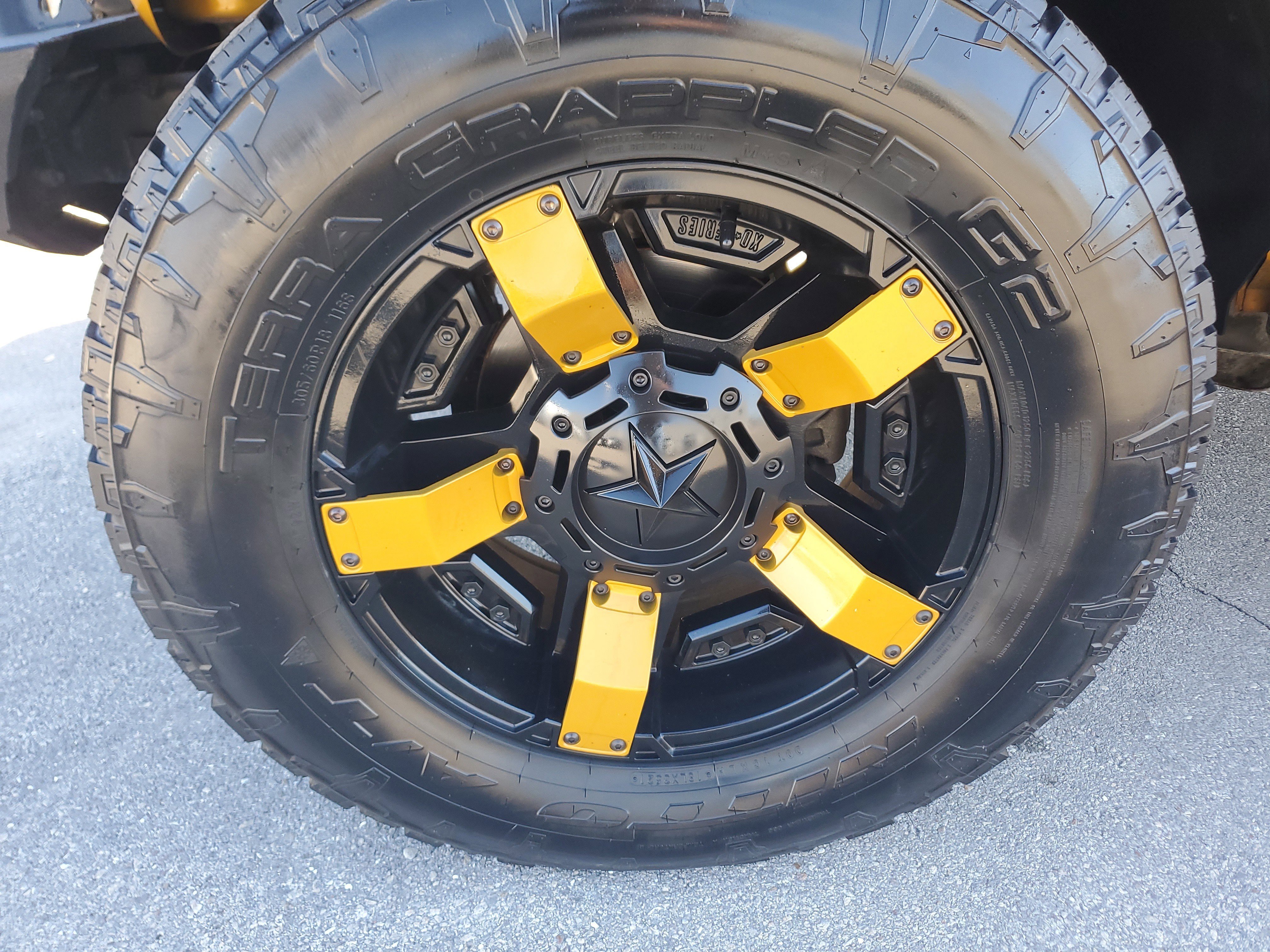 Used 2014 Jeep Wrangler Unlimited Sahara w/ Connectivity Group image 28