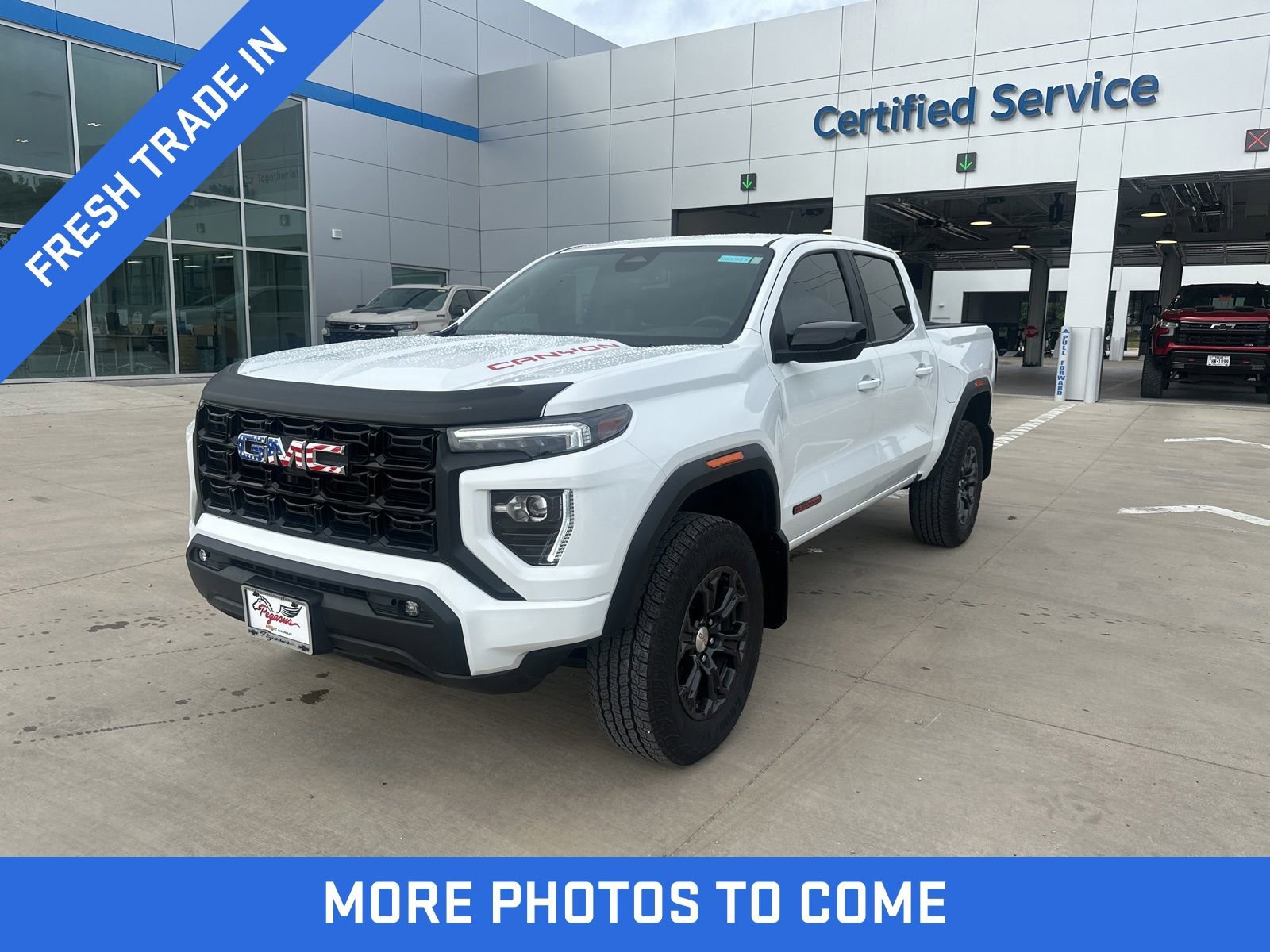 Used 2024 GMC Canyon Elevation w/ Convenience Package RWD image 1