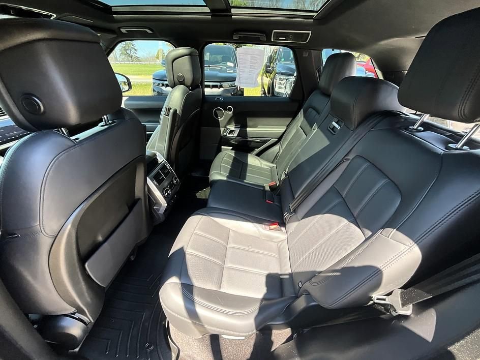 Used 2019 Land Rover Range Rover Sport Supercharged image 34