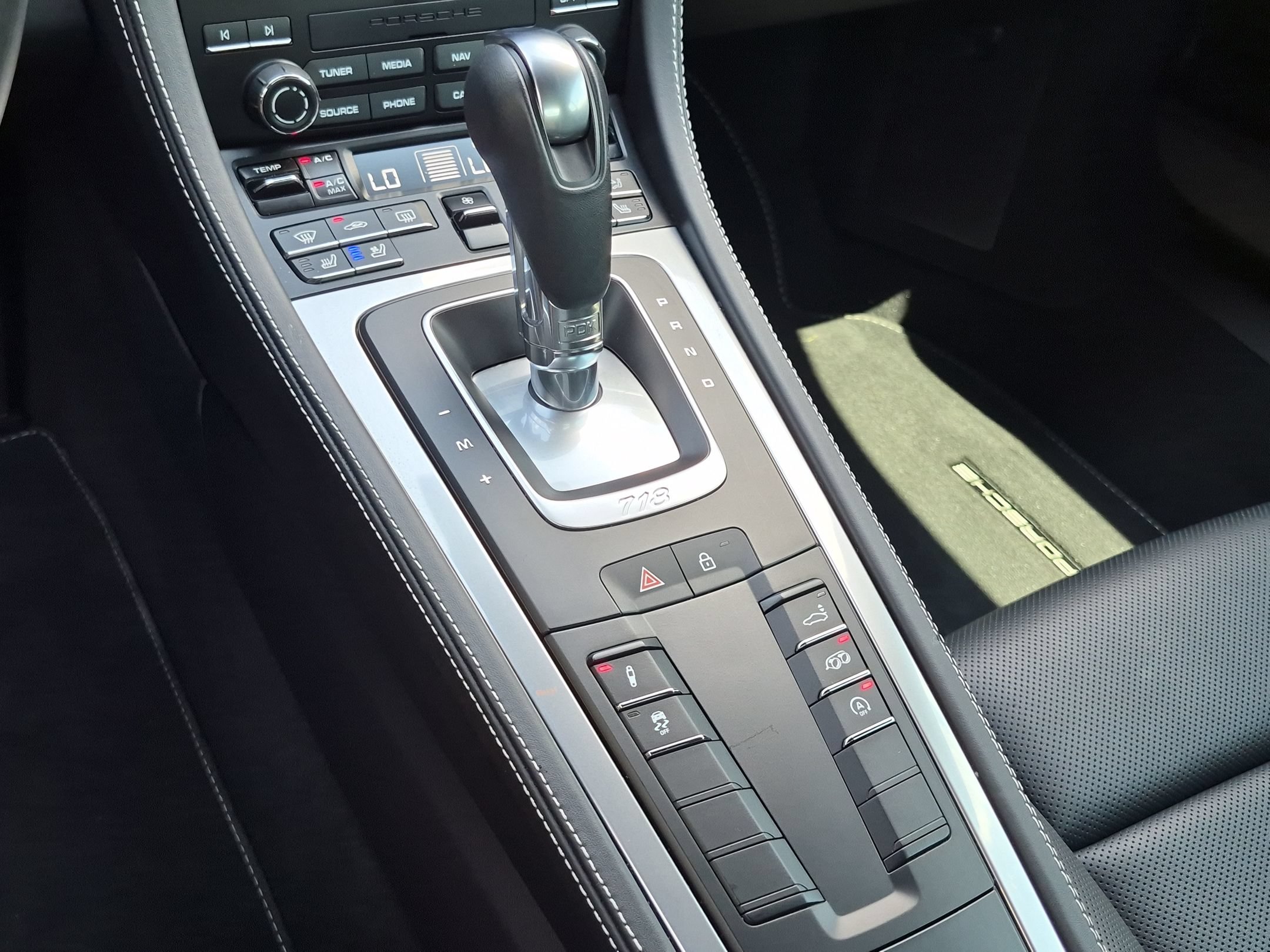 Certified 2024 Porsche 718 Cayman RWD image 16