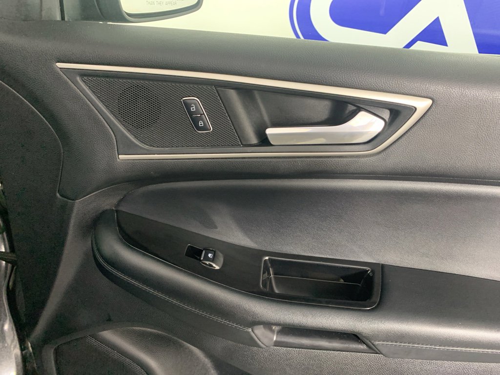 Used 2017 Ford Edge SEL w/ Equipment Group 201A image 42