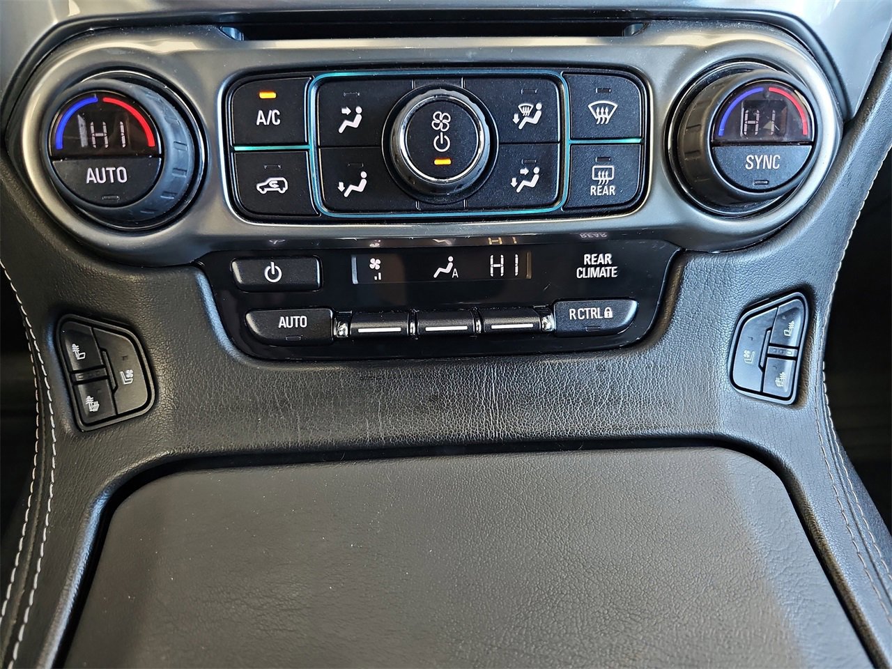 Used 2020 Chevrolet Tahoe Premier image 22