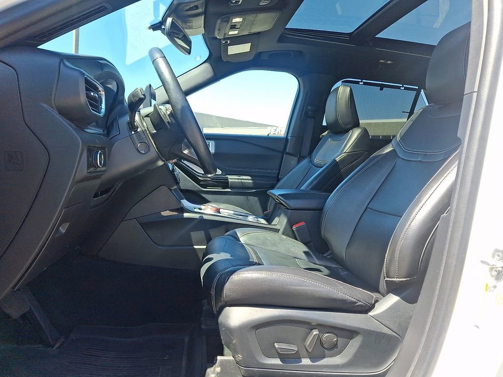 Used 2023 Ford Explorer ST w/ Equipment Group 401A AWD/4WD image 14